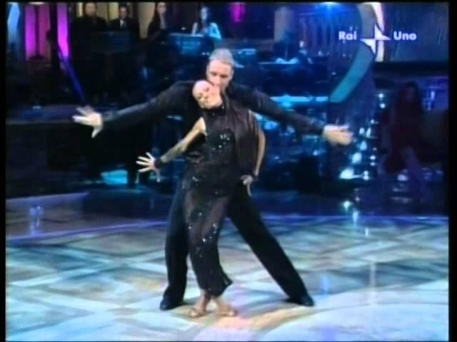 Ballando con le stelle Rumba Natalia Titova + Massimiliano Rosolino