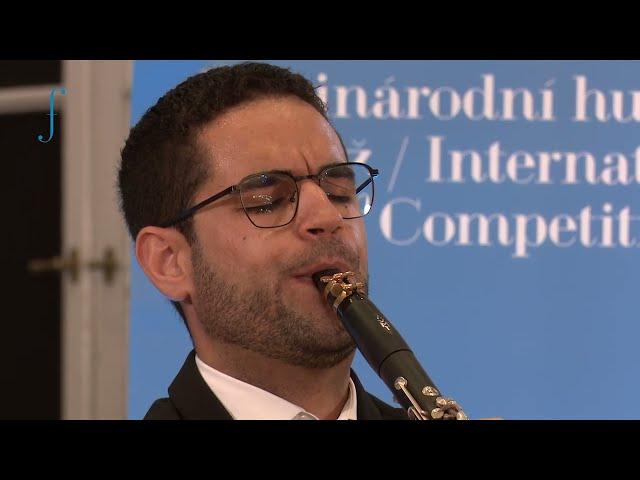 Andrea Fallico plays Camille Saint-Saëns Clarinet Sonata op.167