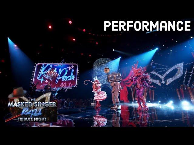 Robin Thicke & Group A sing “Fly Me To The Moon” by Frank Sinatra | THE MASKED SINGER | SEASON 13