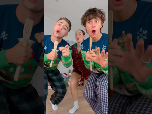 HOPE YOU ALL HAVE A VERY MERRY CHRISTMAS! ️ - #dance #trend #viral #christmasdance #shorts