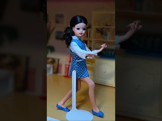 Sindy Doll Comes to LIFE with AI! 