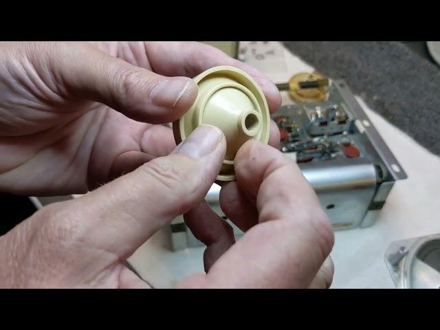 Heathkit XR2P Repair Challenge with Small Speaker Repair.