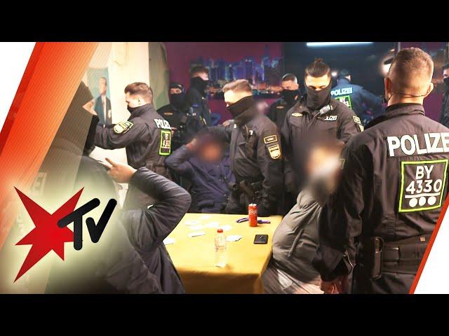 Razzia gegen illegales Glücksspiel: USK der bayerischen Polizei | stern TV Verbrechen Teil 1