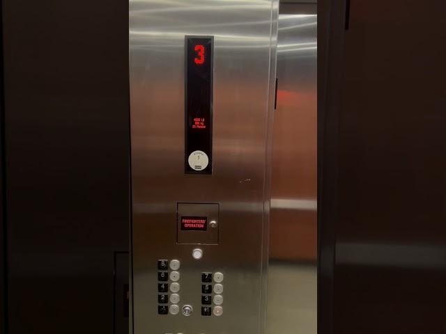 Riding an elevator during power outage (KONE Ecodisc MX20)