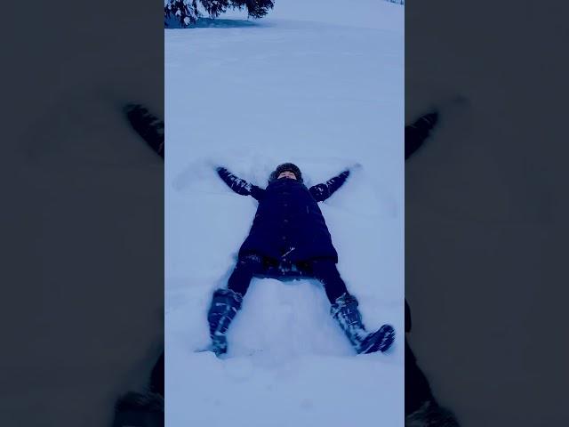 JUVSTYLE MAKING SNOW ANGEL