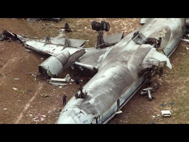 Animation vs Real Life - China Airlines Flight 642 #planecrash