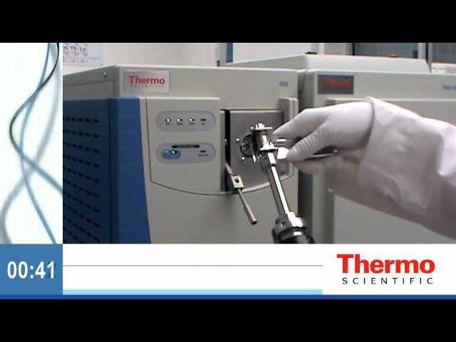 Easy Vent-Free Source Removal on the Thermo Scientific ISQ GC-MS System