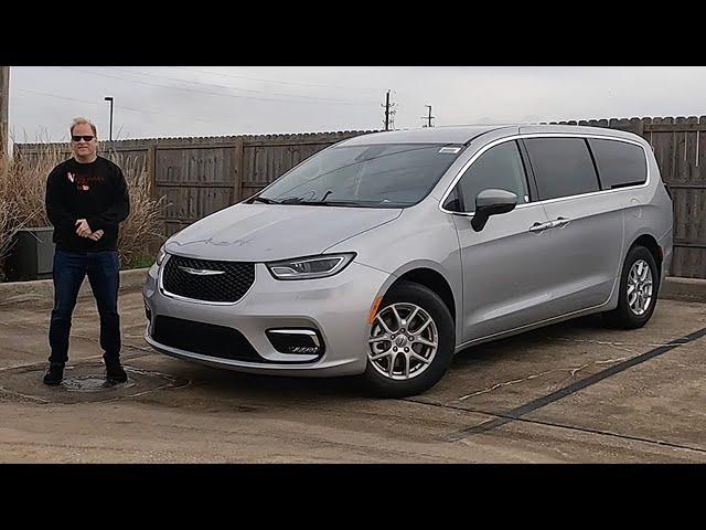 2023 Chrysler Pacifica - Is It The ULTIMATE Multitasking Minivan?