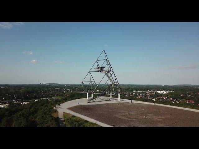 Tetraeder (Bottrop)  Drone Aerial 4K | Who sees the Zeppelin