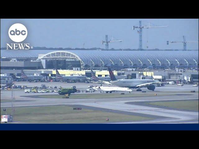 2 planes collide on taxiway at Atlanta airport