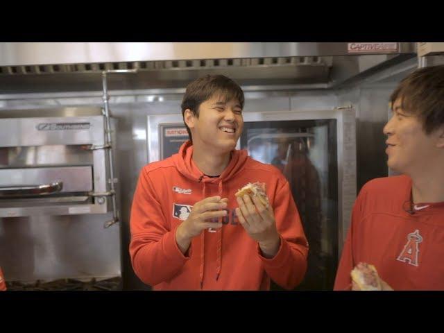 Mike Trout has Shohei Ohtani losing it while trying stadium food | Angels Weekly