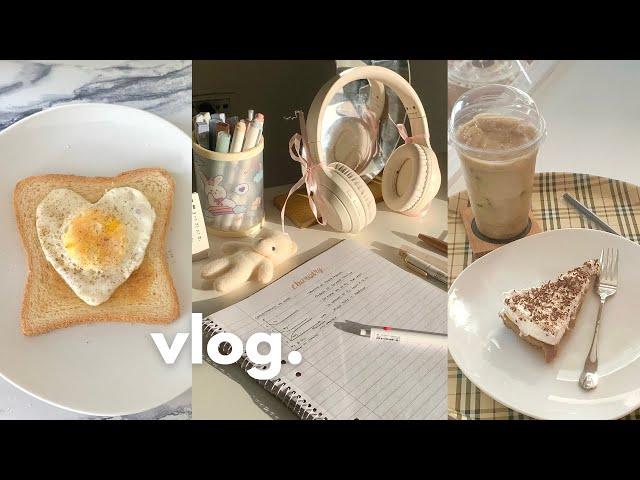 Study vlog studying at cafè, 6am morning routine, skincare, what i eat, aesthetic notes, ft. Fotor