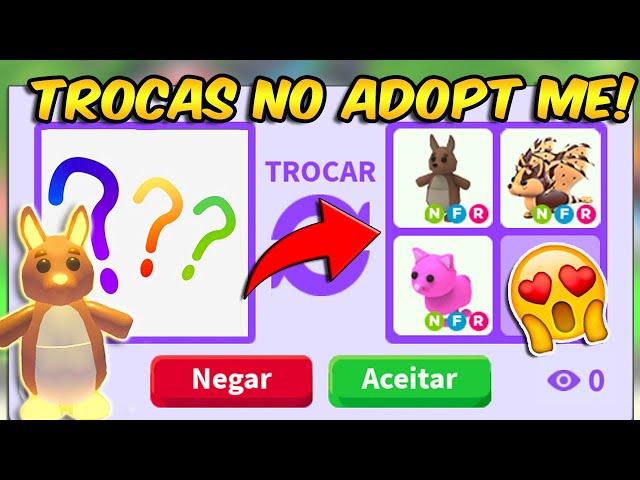 TROCAS NO ADOPT ME!  CONSEGUI CANGURU NEON, MORCEGÃO DE CHOCOLATE NEON E GATO ROSA NEON! 