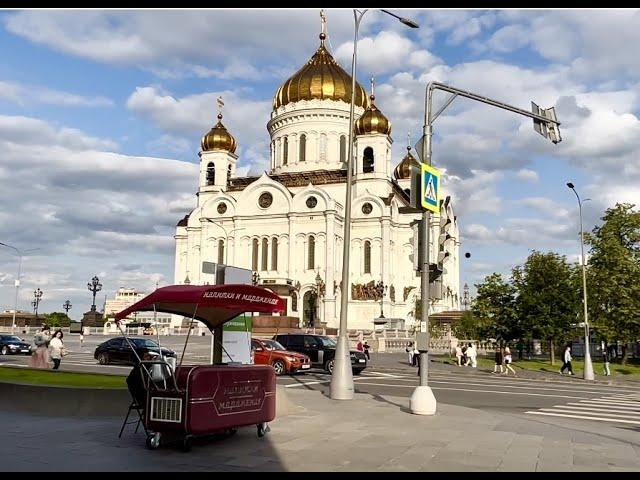 My walk in old Moscow! Prechistenka Str.and Pushkinsky Museum of Fine Art #travel #moscow #russia