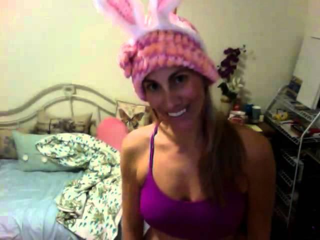 Noelle  goofy bunny hat and marry u bruno mars! ;-D