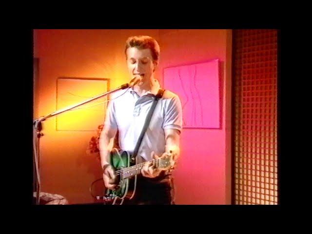 It Says Here - Billy Bragg on Breakfast TV