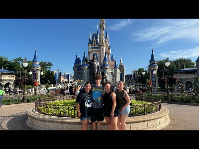 MY FAMILY & I'S FIRST TRIP TO DISNEY 2024