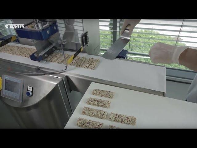 Bühler SnackFix Bar Production