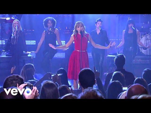 Taylor Swift - We Are Never Ever Getting Back Together (Live from New York City)