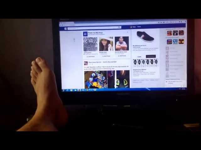 Auto scrolling feeln lazy with facebook :D