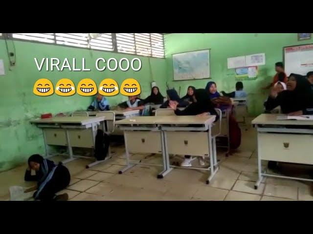 #viral guru dan murid di sekolahan joget entah apa yg meradukin mu