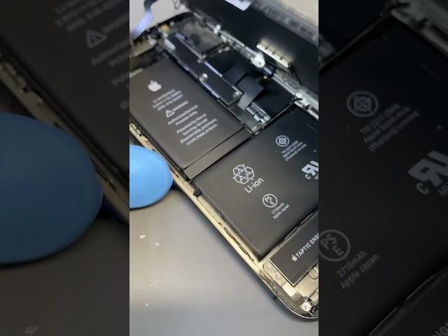 Very satisfying iPhone X screen replacement ASMR #shorts