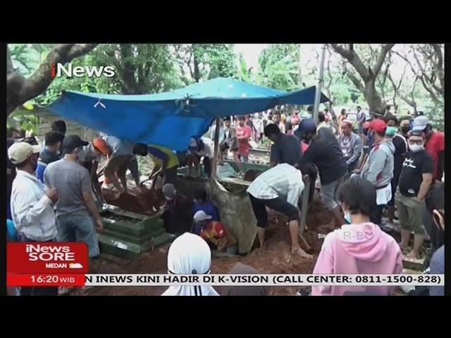 Jasad Setengah Bugil Siswi SMP Berusia 15 Tahun Dimakamkan di Karawang, Jabar - iNews Sore 23/01