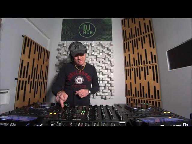 PIONNER CDJ 3000 & OMNITRONIC TRM 422 - baiodeejay - IN STORE by DJ HUB live set # 5 - Arese (MI)