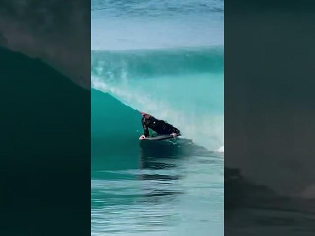 Caption please!!! #shortvideo #surfing #hawaiianbeach #surf #hawaii #hawaiianisland #ocean #nature