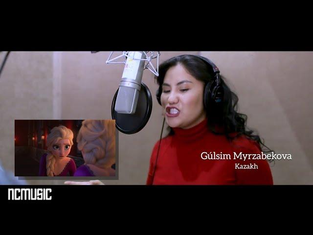 Frozen 2 - Into The Unknown (Behind The Mic & Live Multi-Language Version) HD