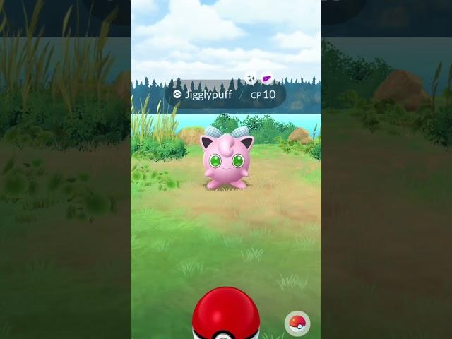 Yesssyes I got a unique shiny jigglypuff #newshiny #pokemon #shinyunting #pokemonlangka #pokemongo