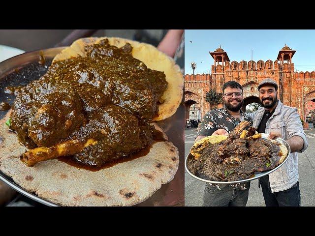 बड़ती ठंड में ये साग मटन खाएऔर मज़े उड़ाये | Pink city dev hotel Dhaba Meat Saag mutton recipe