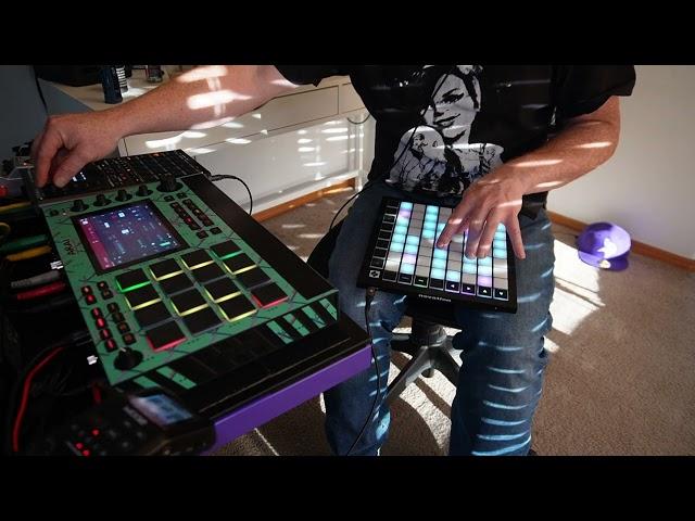 Beat Making MPC Live II x SP404 MKII (June 2024)