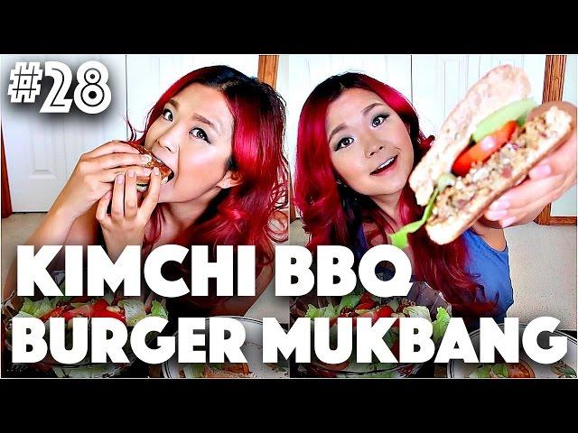 VEGAN KIMCHI BURGER (MUKBANG) | #28 (30 Videos in 30 Days)  Cheap Lazy Vegan