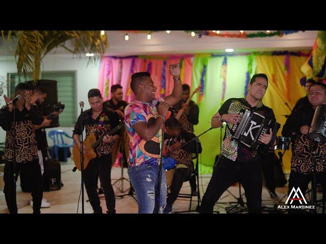 Como Te Olvido - Inexplicable - Alex Martinez & Juank Ricardo