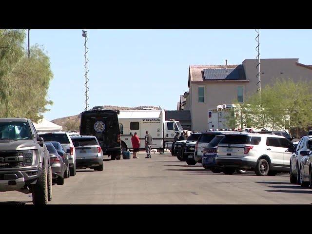 Las Vegas police respond to barricade situation after firearm threat