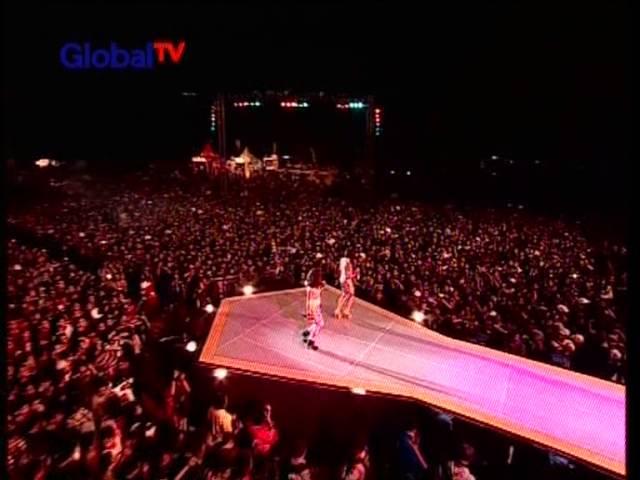 T2 Live At Konser Seru (18-11-2012) Courtesy GLOBAL TV