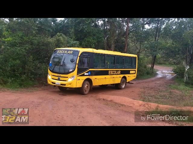 Ônibus escolar ...atoladinho.com