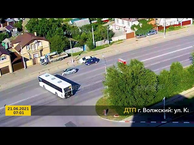 ДТП (авария г. Волжский) ул. Карбышева - ул. Пионерская 21-06-2021 07-01