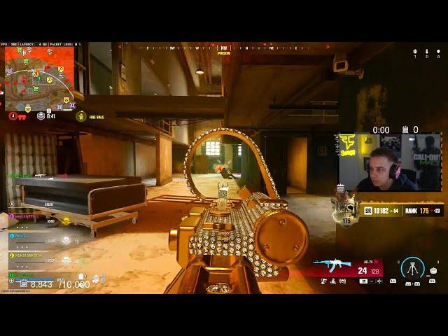 Swagg Discovers Hacker Using VIP Speed Hacks on Warzone *WTF*