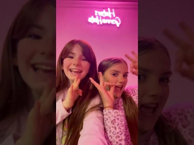 Rebota Karina y Marina  baile viral tiktok con mi amiga