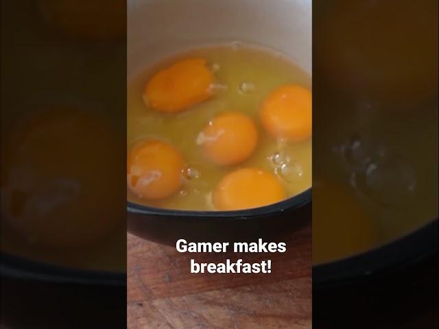 Gamer makes breakfast! NEW TWITCH STREAMER twitch.tv/Choppt_ Apex legends gameplay all week!