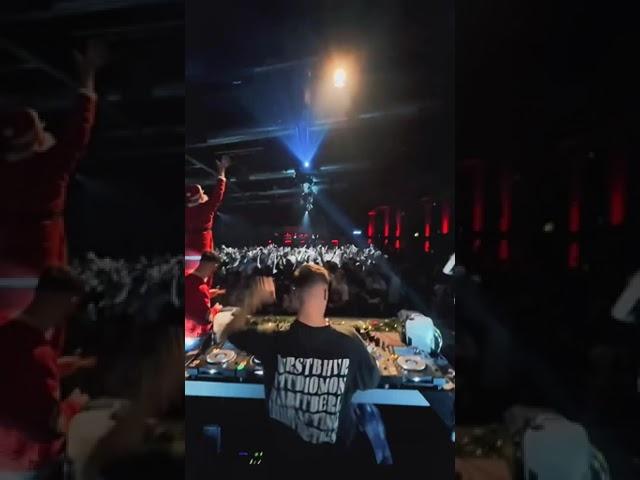 Mal kurz ein Erdbeben in Bielefeld ausgelöst  #shorts #dj #maxfail #bielefeld #hardstyle