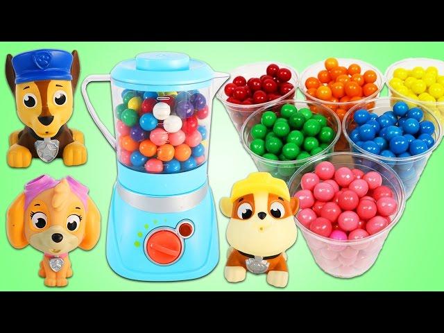 Paw Patrol Blend Gumballs in Toy Blender!