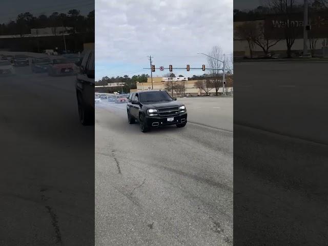 Chevy Trailblazer SS burnout