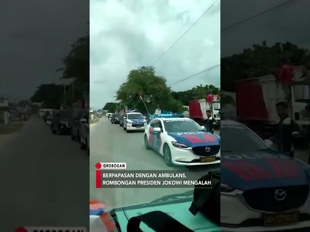 Berpapasan dengan Ambulans, Rombongan Presiden Jokowi Mengalah