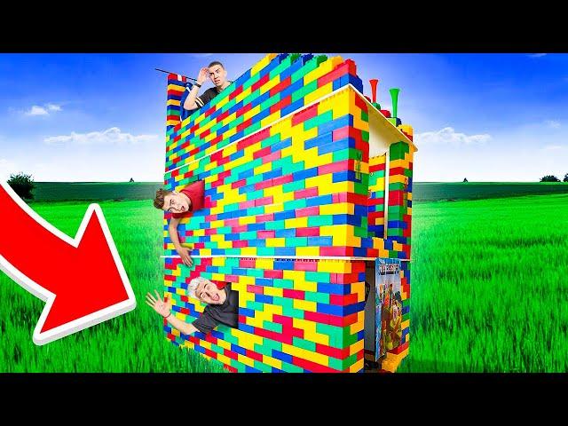 The Last to Leave the LEGO HOUSE Challenge !