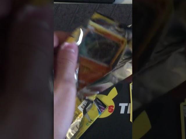 Pulled a  Charizard out of a Dollar General Pokemon Pack! #shorts #Pokemon #packopening #charizard