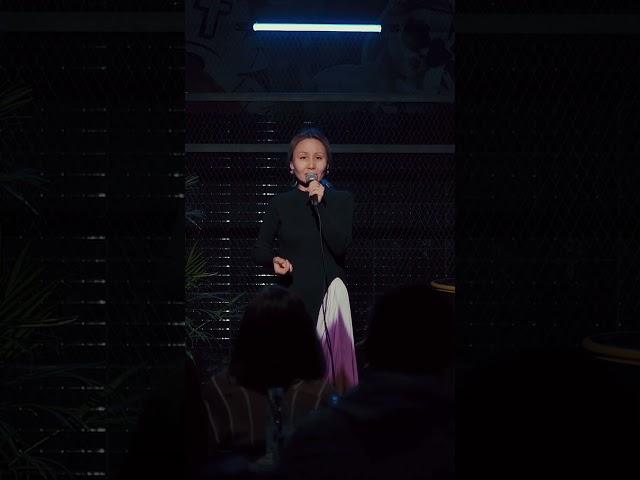 Глазки бусинки  Айна Мусина о креветках #shorts #standup #qazaqstan #kz