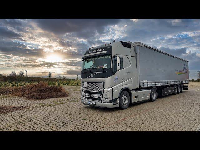 Is this job for you ⁉️ Complete one day behind the wheel of a truck   POV Truck Driving VOLVO FH ️